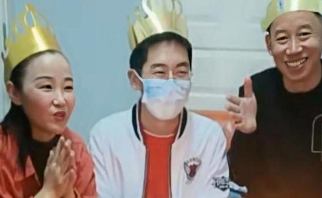 无 线 臀 +山 既需要岩石的无线臀山坚硬